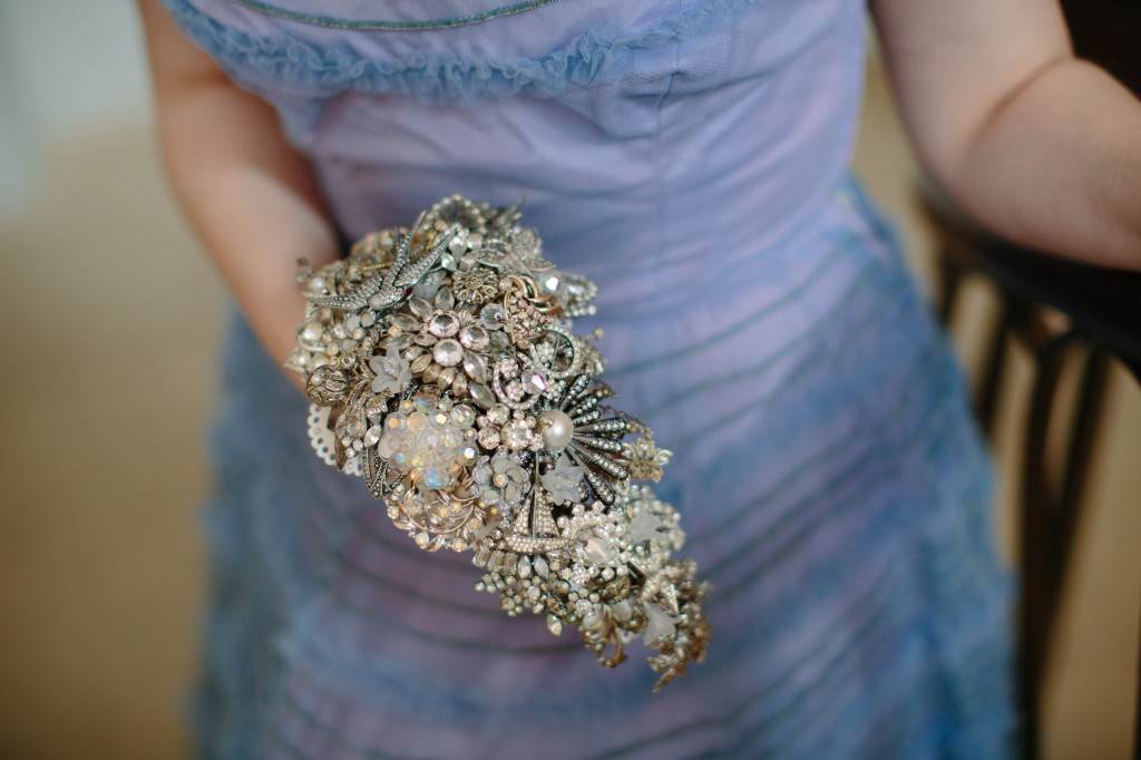 vintage brooch bouquet