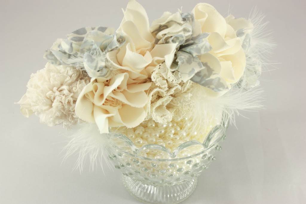 Daphne Rosa vintabe insired wedding accessories via The National Vintage Wedding Fair