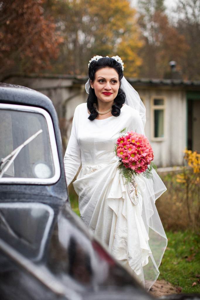 1940s vintage wedding dress shot by Sally Forder for Binky Nixon for the National Vintage Wedding Fair 