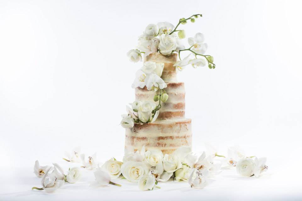 Beautiful wedding cakes by Bake and Bloom decorated with fresh flowers as seen on the National Vintage Wedding Fair blog