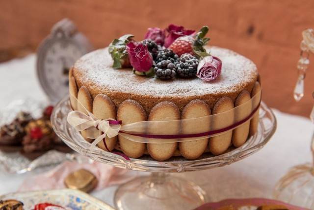 Rustic Wedding Cake by French Made at the National Vintage Wedding Fair blog