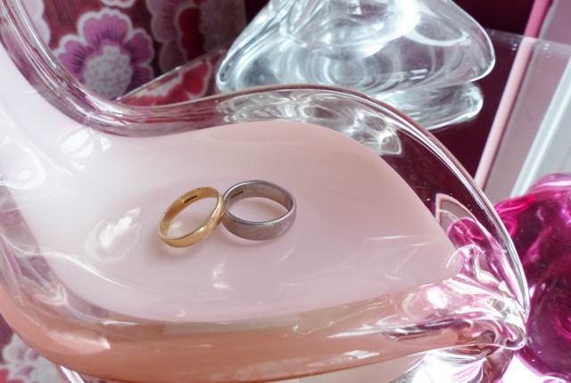 How to choose your wedding ring as featured on National Vintage Wedding Fair blog