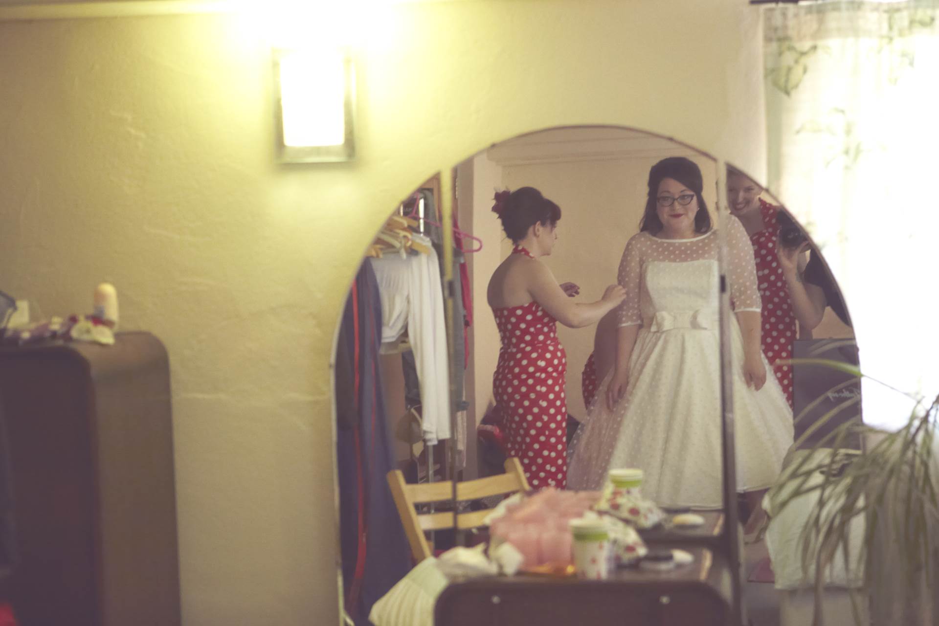 Dan And Maddi S Vintage Americana Country Wedding By Natalie J Dan And Maddi S Vintage Americana Country Wedding By Natalie J Weddings Featured On The National Fair