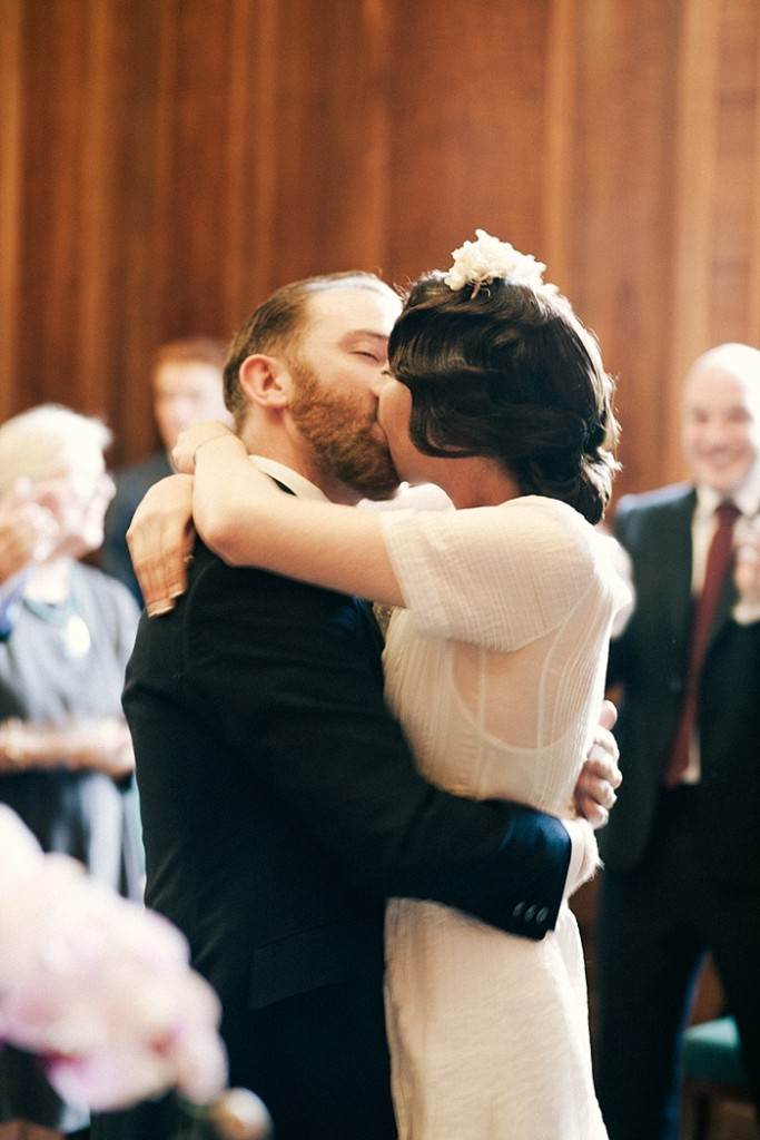 Real Wedding: hackney Town Hall, 1920s vintage ceremony as featured on the National Vintage Wedding Fair photographed by Claire Macintyre