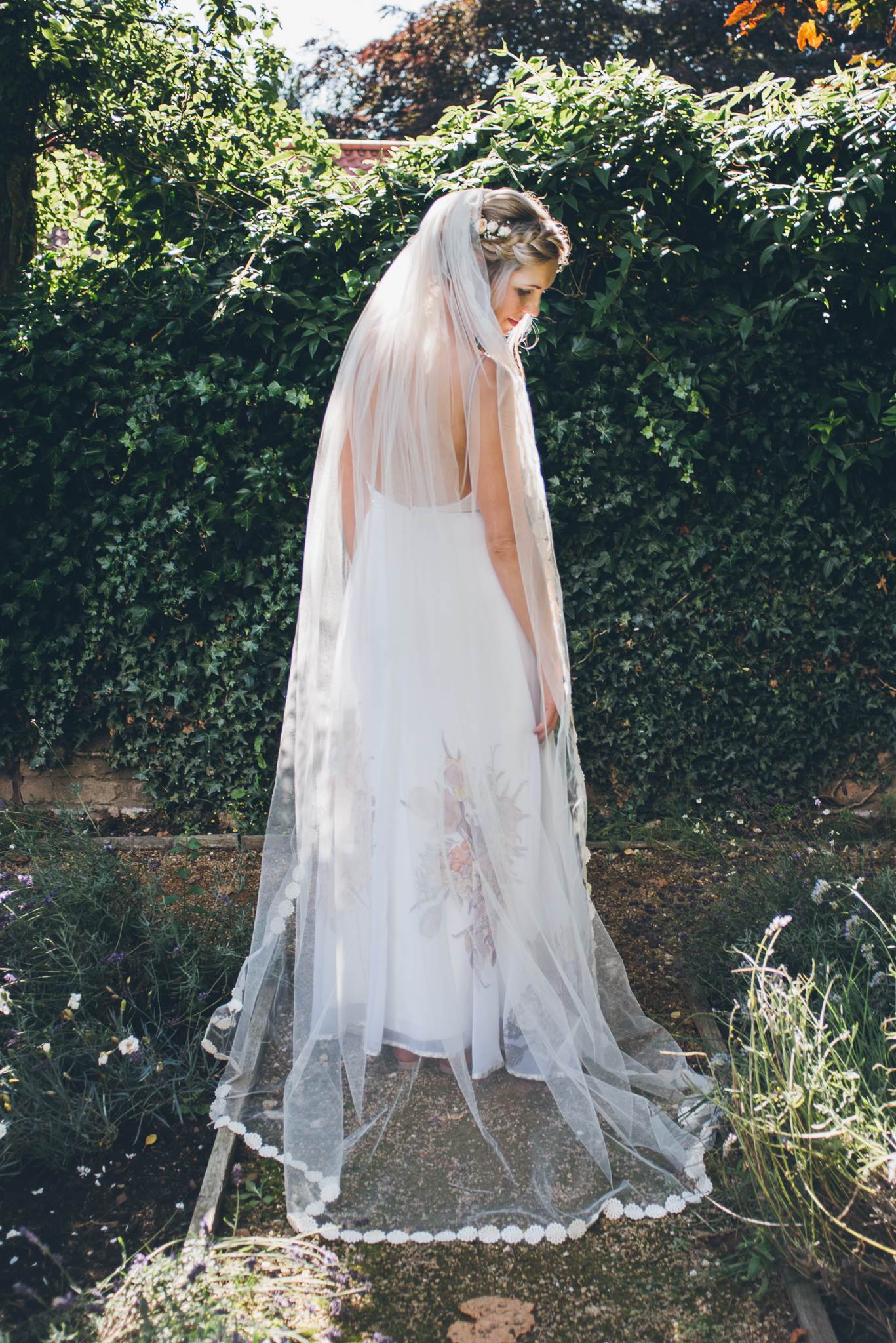 A Vintage Village Hall wedding photographed by Esme Mai Photography and featured on The National Vintage Wedding Fair blog