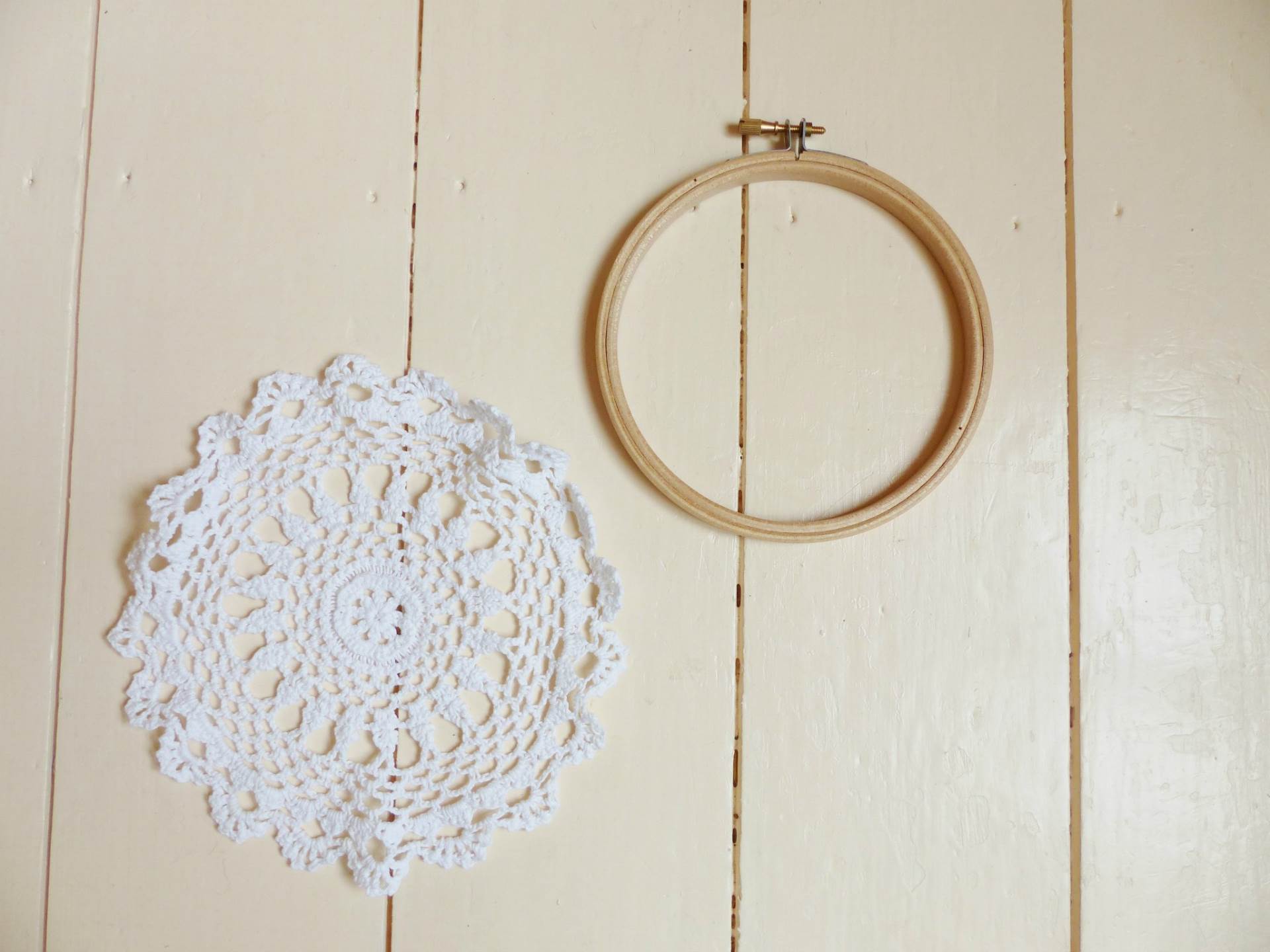 DIY Tutorial How to make a vintage doily wedding wall hanging by The National Vintage Wedding Fair blog 1