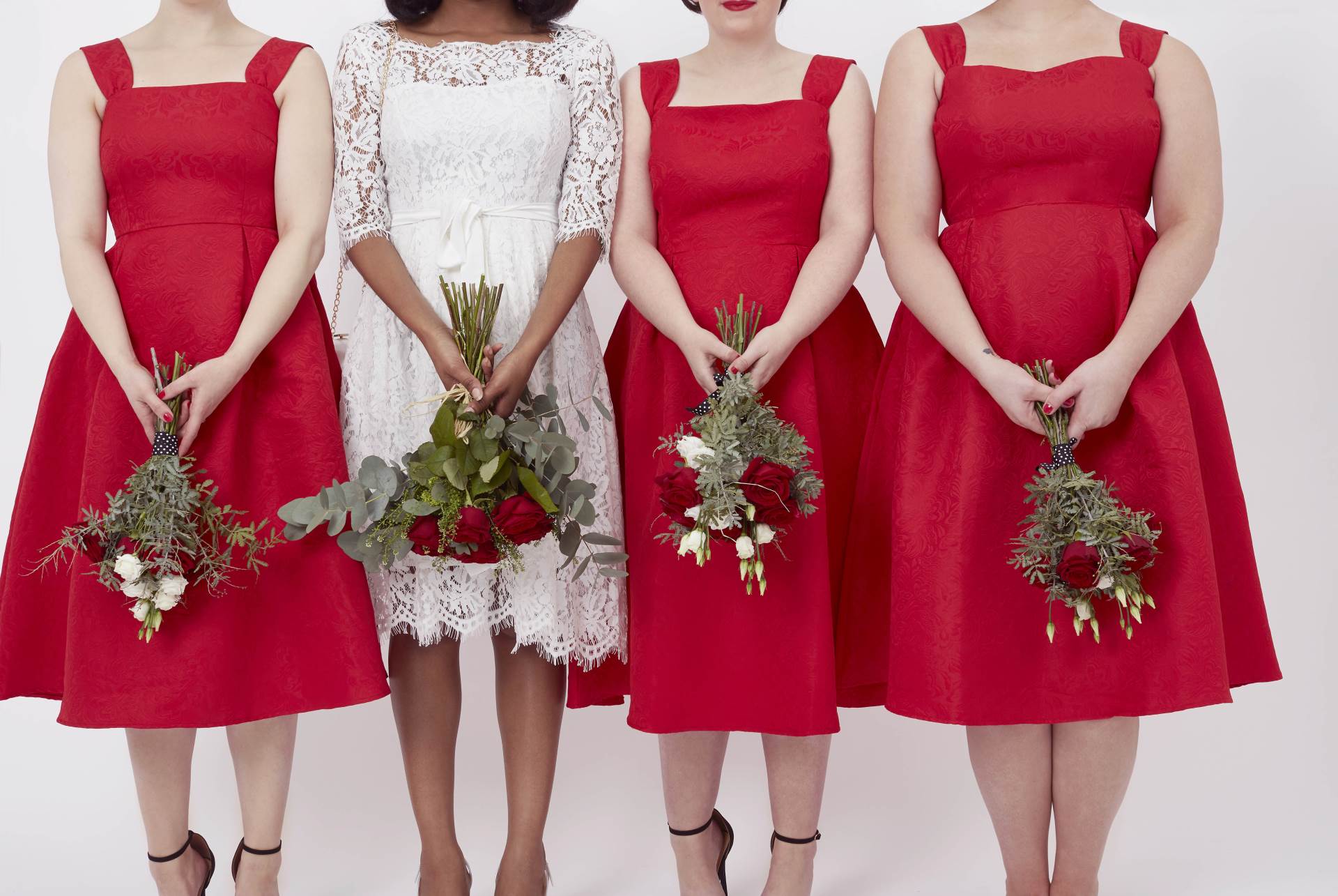 How to choose vintage style bridesmaid dresses for all body shapes by Joanie