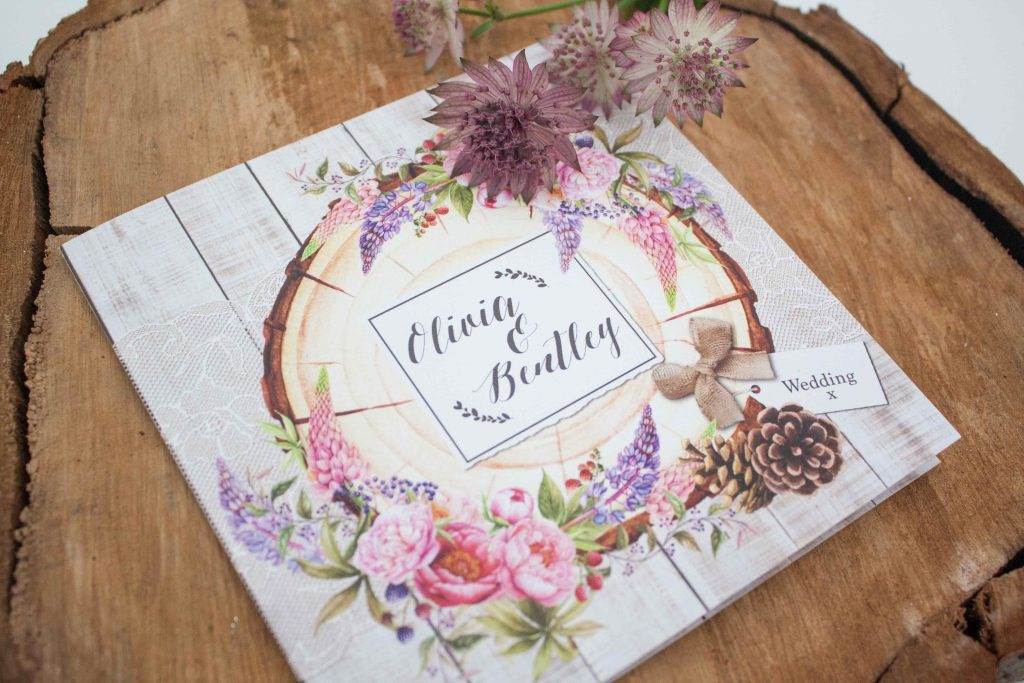 Everything you need to know when ordering wedding stationery by Hertas Creative