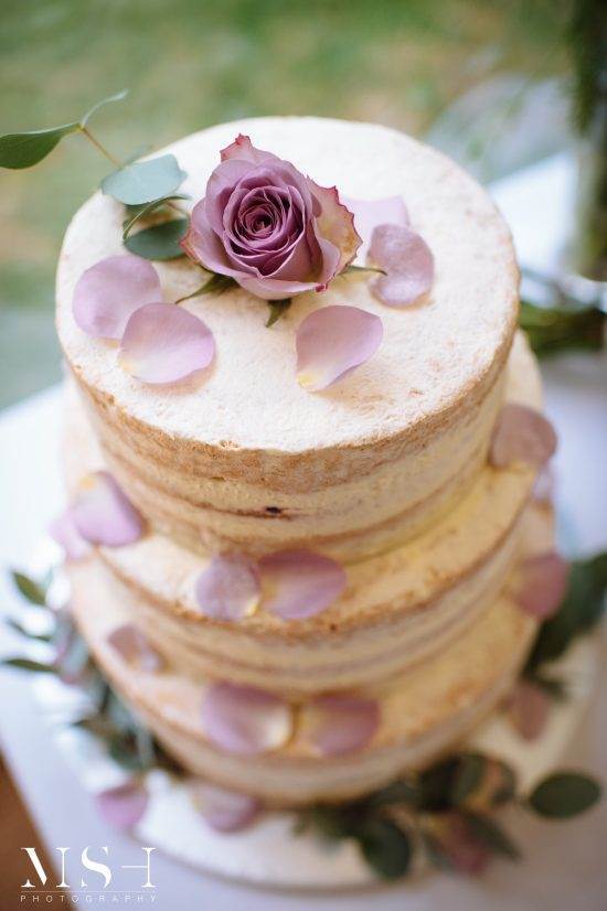 Ordering wedding cake: How much do you really need?