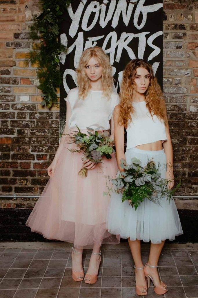 Which vintage bridesmaid dress to choose for a vintage wedding