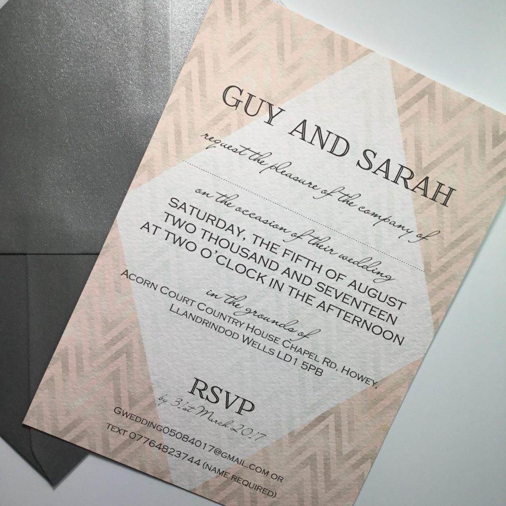 How to reflect current interior trends in your wedding stationery