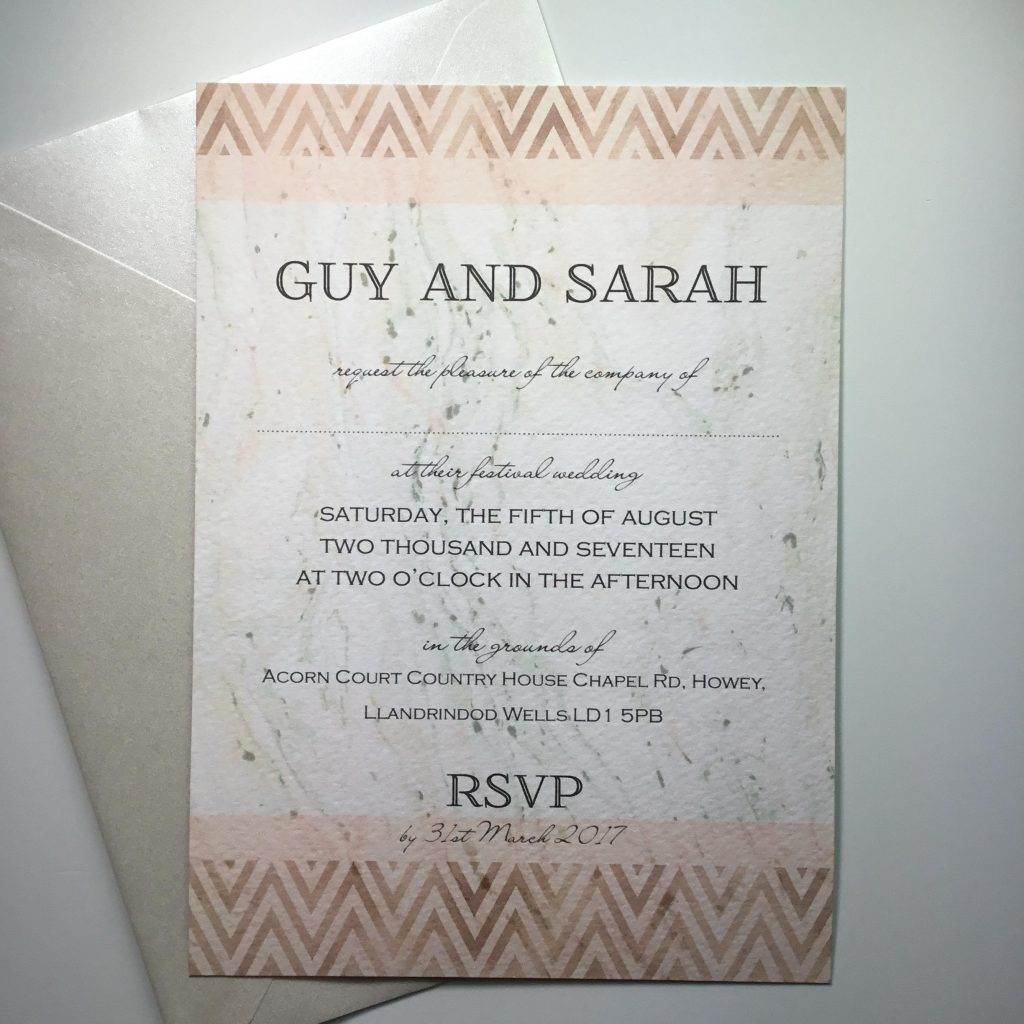 How to reflect current interior trends in your wedding stationery