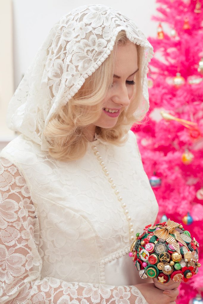 1960s Christmas wedding inspiration with pom poms & baubles galore!
