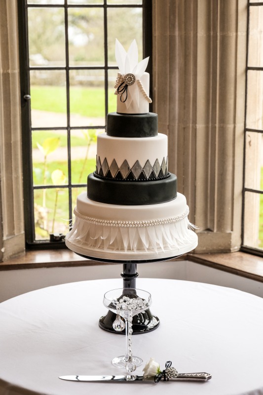 A 1920s vintage style Gatsby Art Deco wedding cake