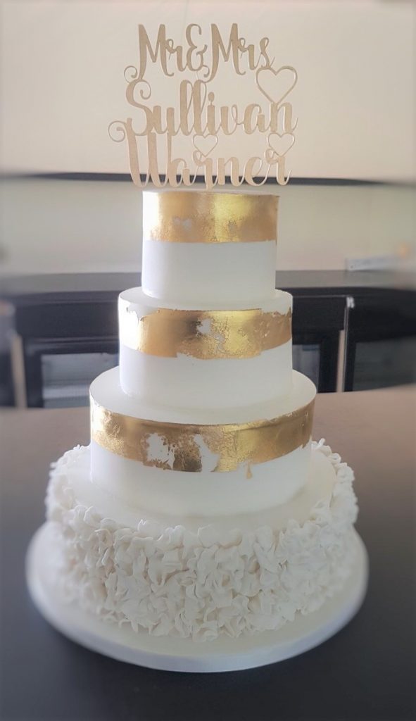 2018 wedding cake trends for the creative bride Metallic