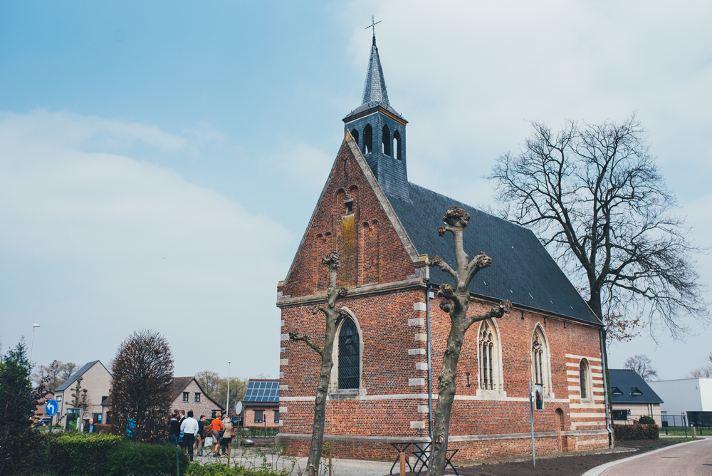 Heidi and Luke - A Beautiful Belgium Wedding 