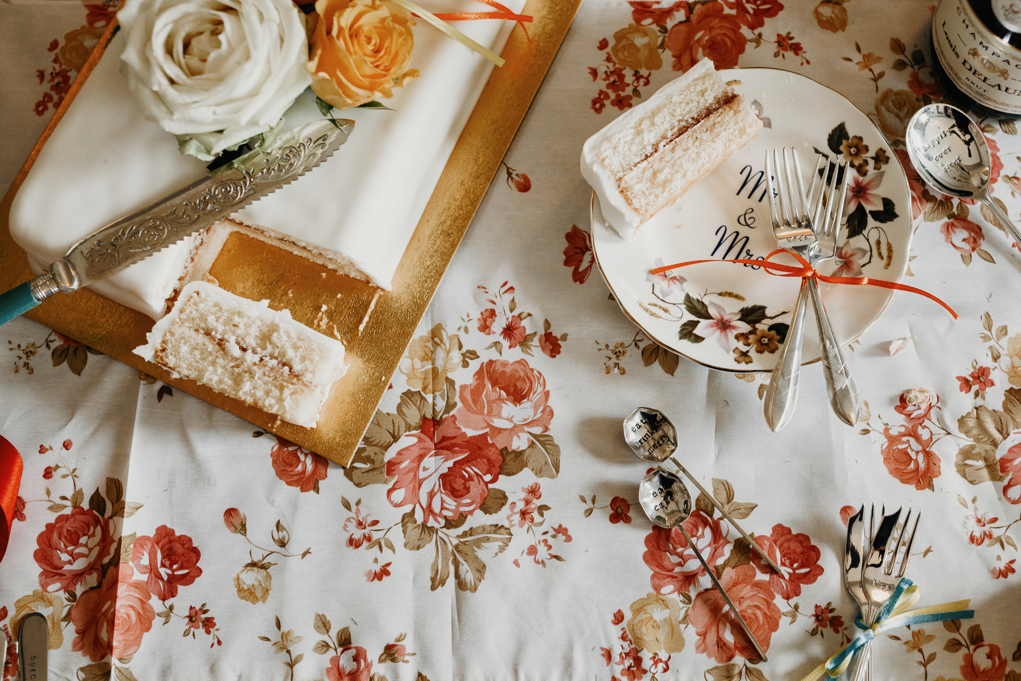 A 1960's Mad Men Inspired Wedding with Modern Vintage Styling