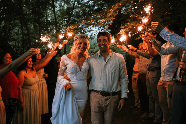 A Wonderful Military Wedding with Relaxed Wedfest Vibes 