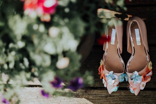 A Wonderful Military Wedding with Relaxed Wedfest Vibes 