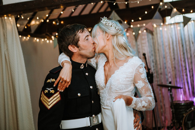 A Wonderful Military Wedding with Relaxed Wedfest Vibes 