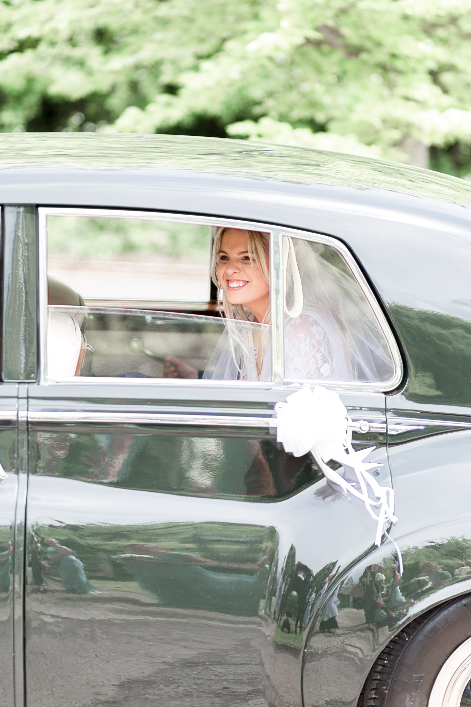 An Enchanting and Romantic Newton Hall Wedding with an Art Deco Temperley Dress