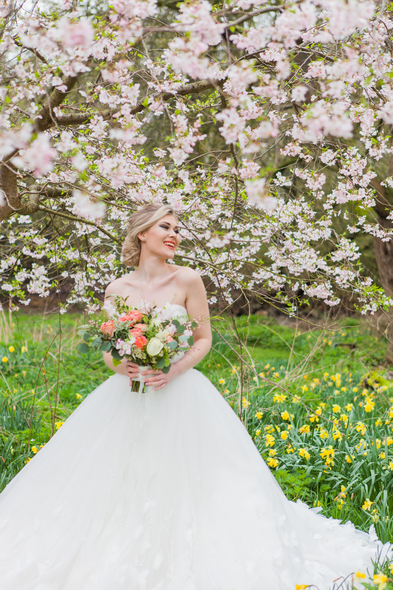 Luxe Country Garden Wedding Inspiration at 'That Amazing Place'