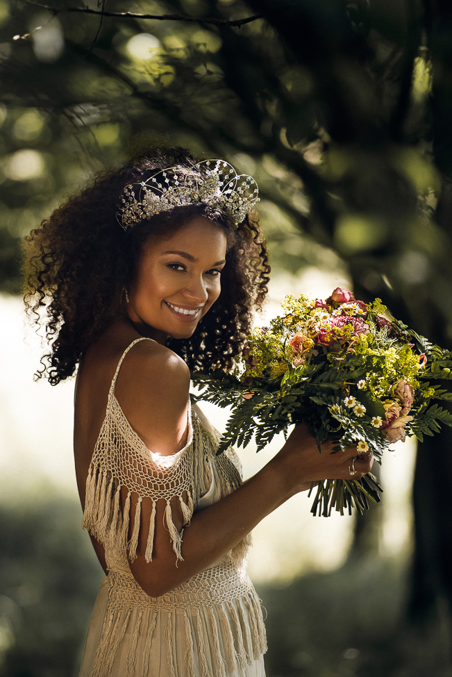 Boho Summer Garden Wedding Inspiration with relaxed and colourful Cuban vibes