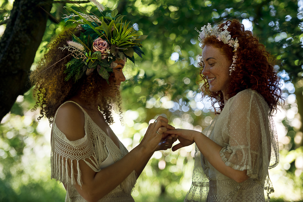 Boho Summer Garden Wedding Inspiration with relaxed and colourful Cuban vibes