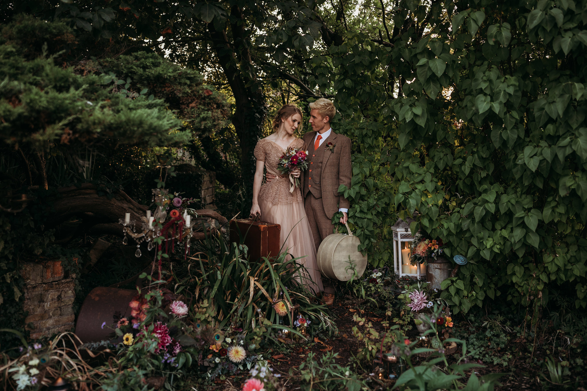 Romantic Wedding Inspiration with Intimate Vintage Vibes