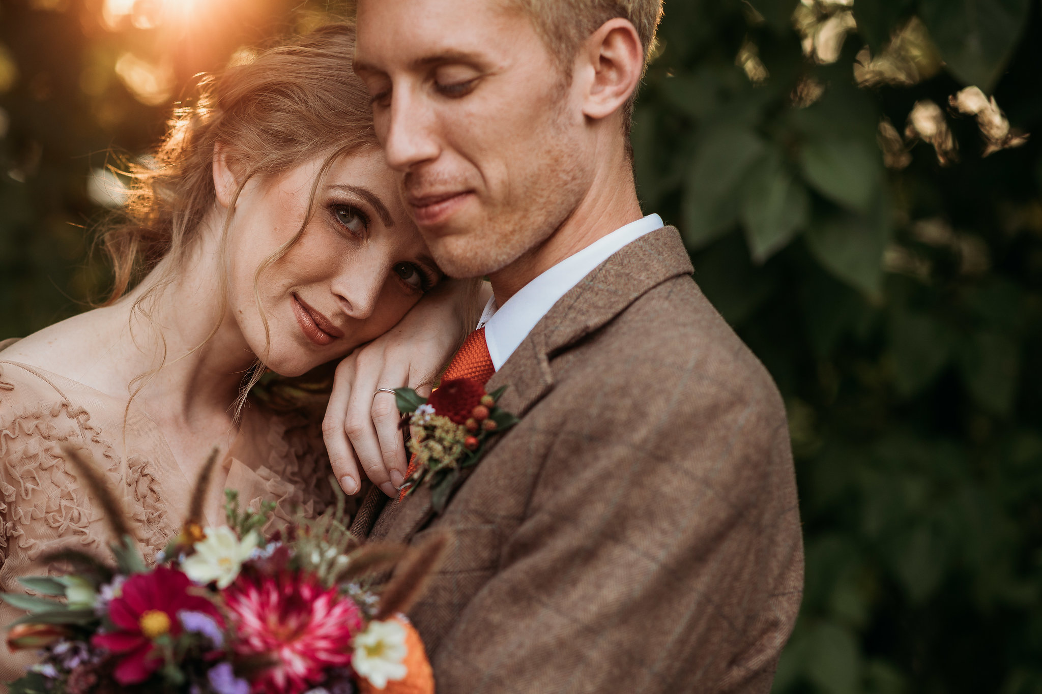 Romantic Wedding Inspiration with Intimate Vintage Vibes