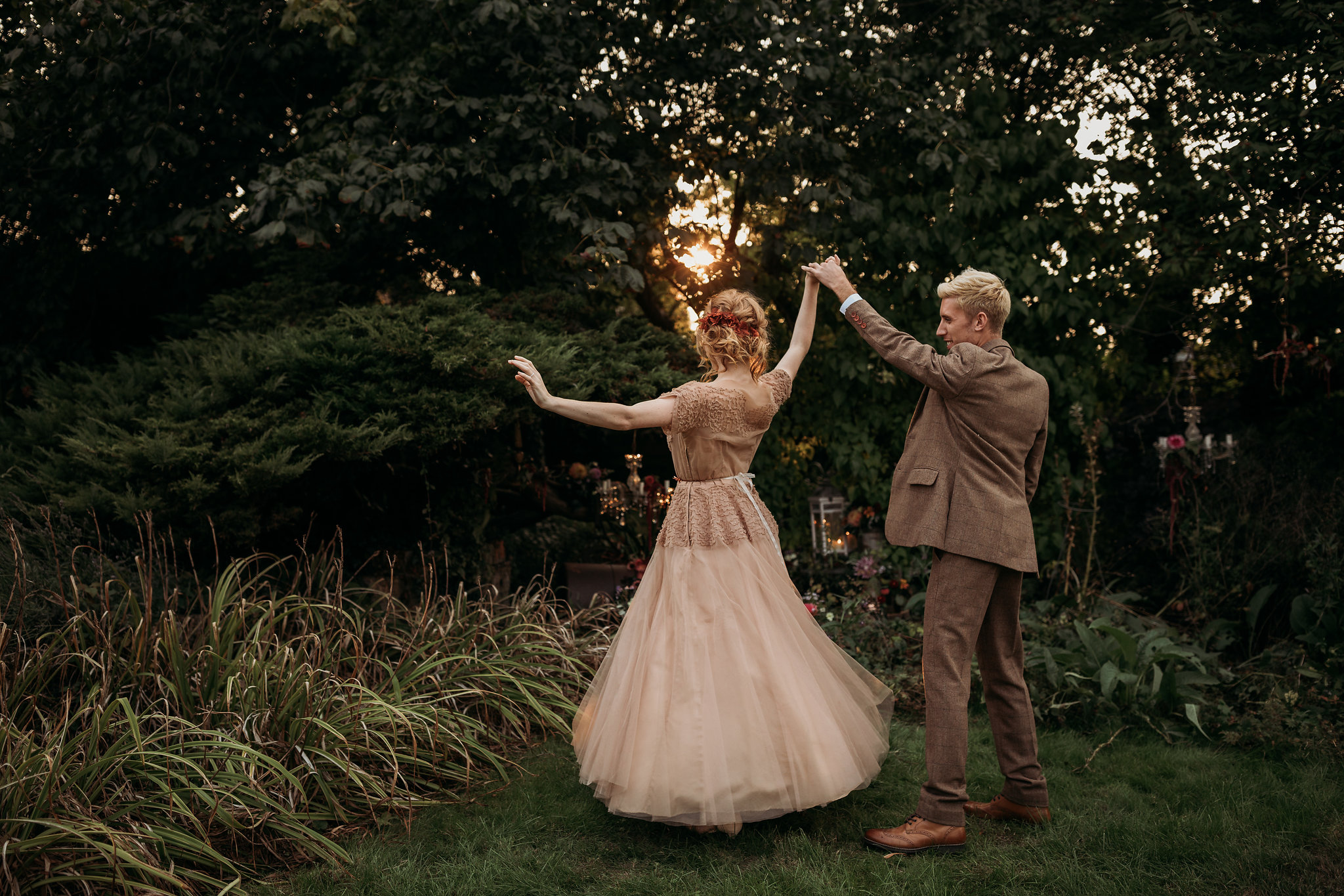 Romantic Wedding Inspiration with Intimate Vintage Vibes