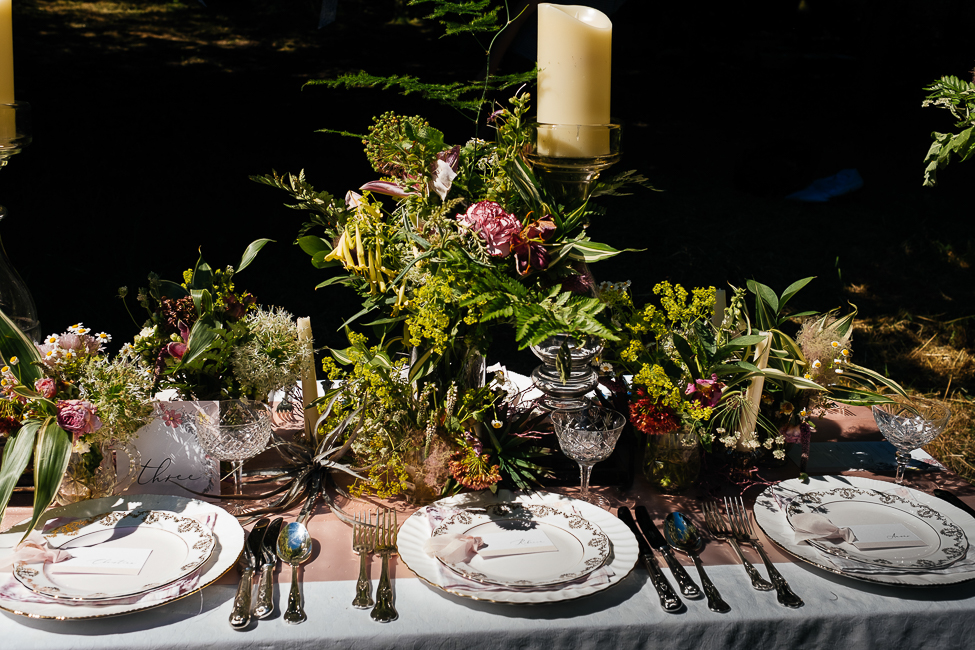 Boho Summer Garden Wedding Inspiration with relaxed and colourful Cuban vibes