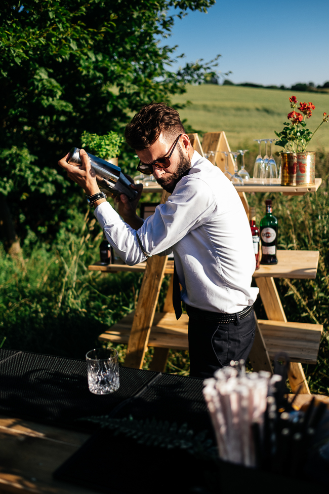 Boho Summer Garden Wedding Inspiration with relaxed and colourful Cuban vibes