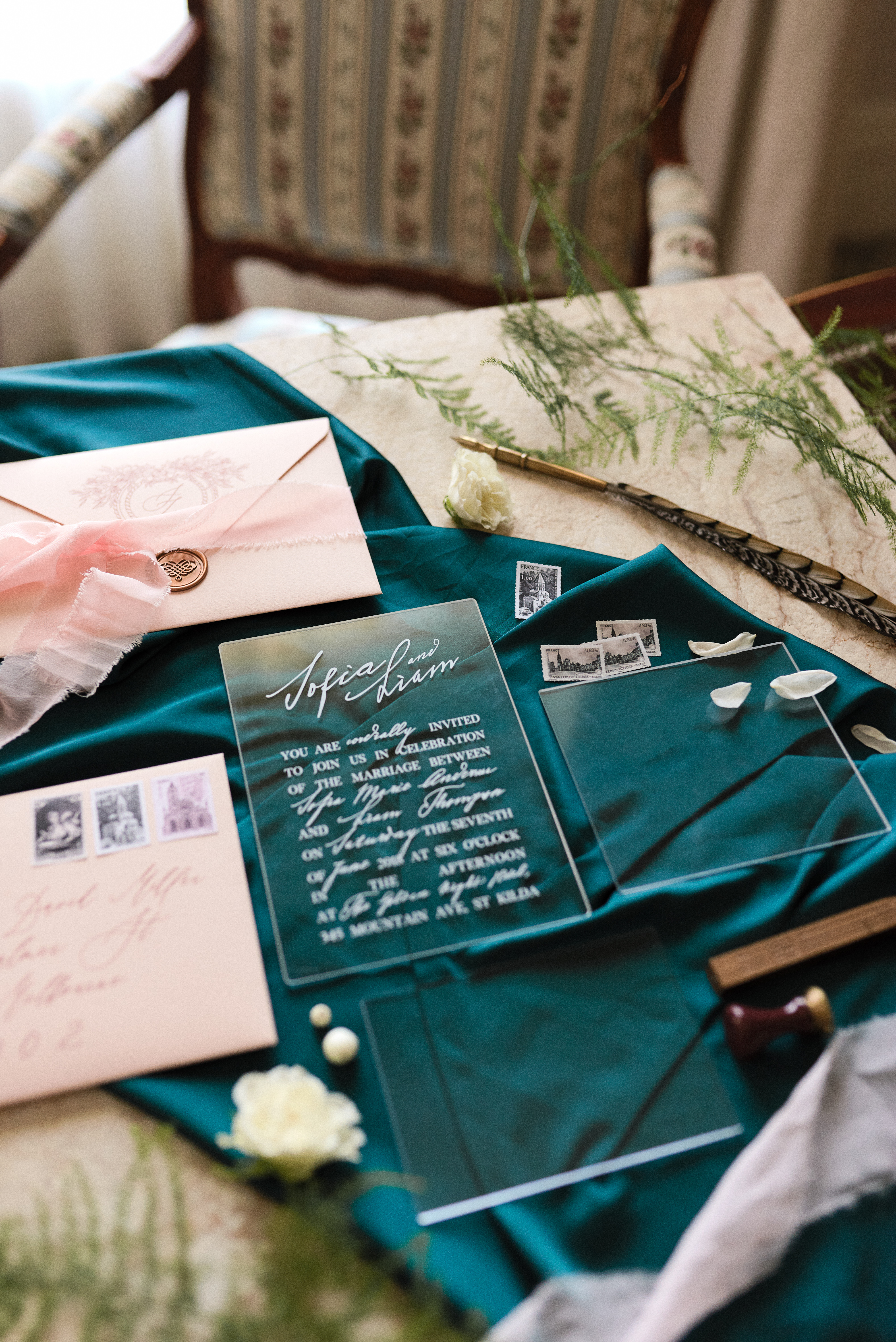 Styling - Bwedding Invitations