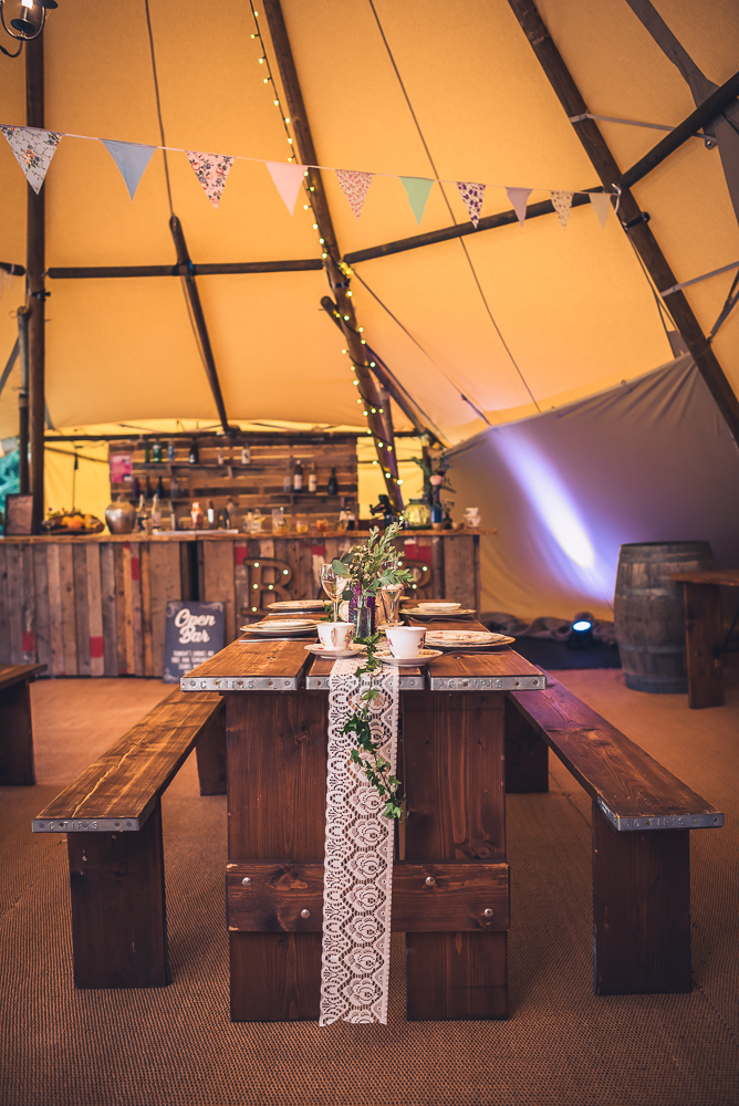 Rustic Tipi Wedding - A Starlit Ceremony with Autumnal Vibes