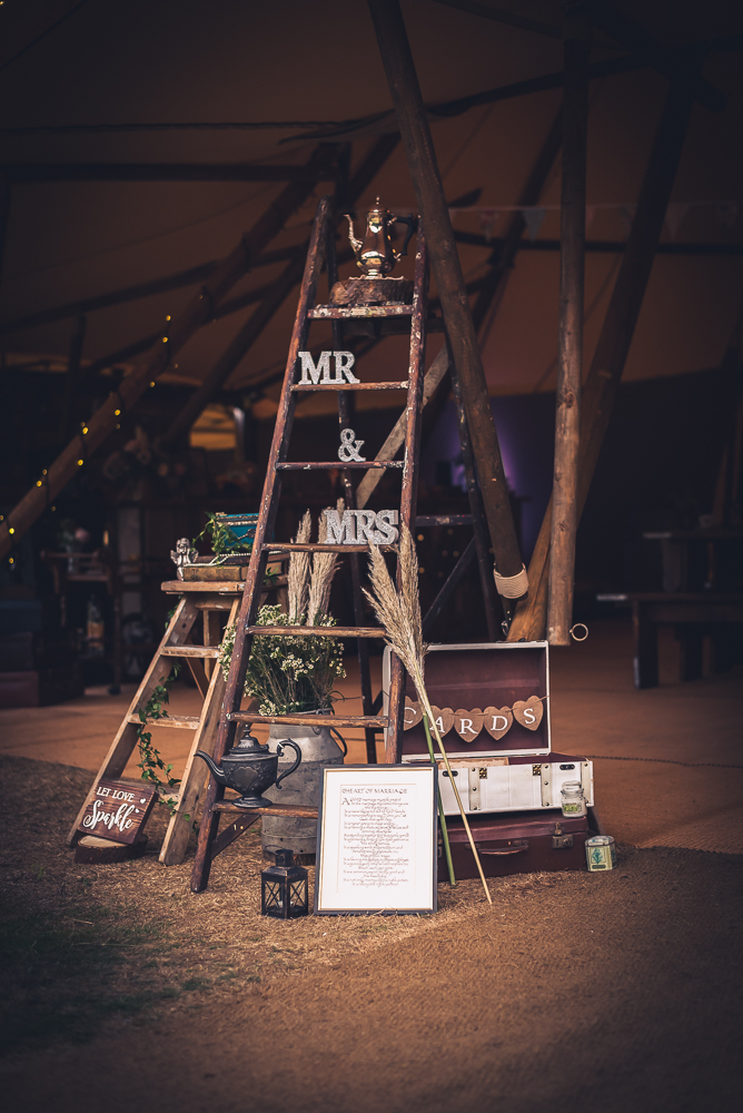 Rustic Tipi Wedding - A Starlit Ceremony with Autumnal Vibes