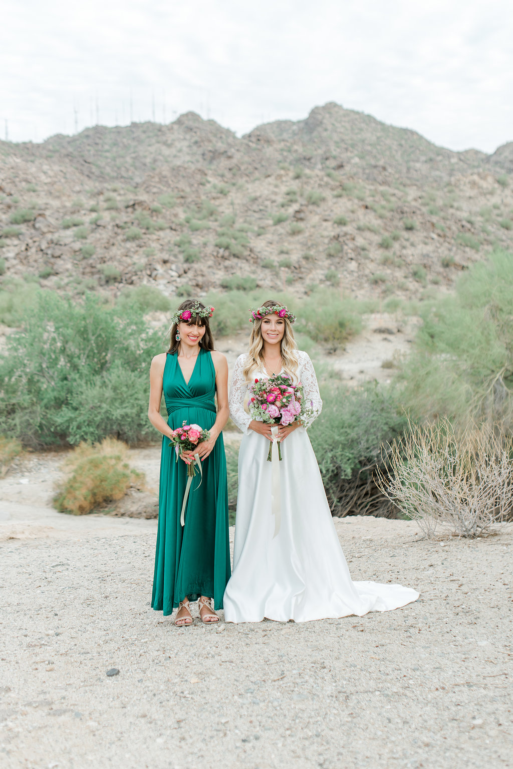 Emerald Wedding Ideas - An Elegant and Modern Styled Elopement in Phoenix, Arizona