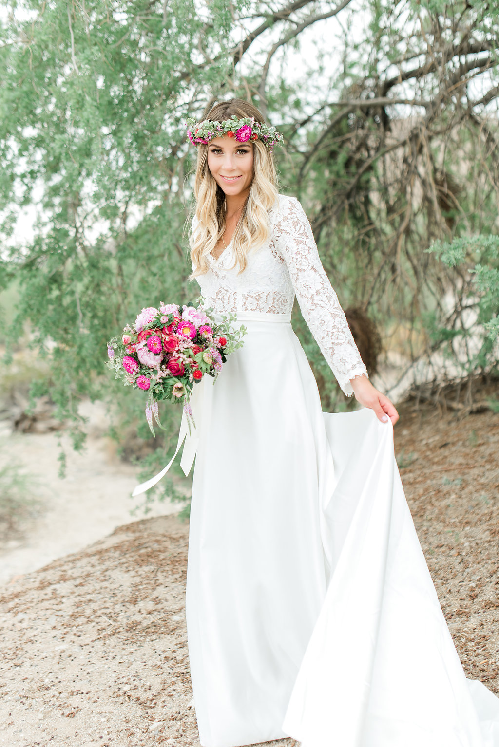 Emerald Wedding Ideas - An Elegant and Modern Styled Elopement in Phoenix, Arizona