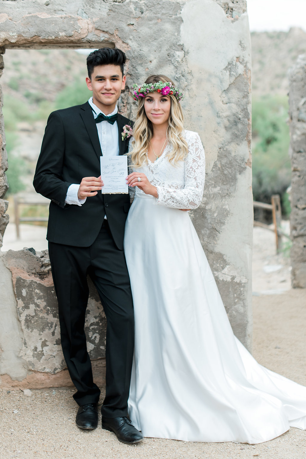 Emerald Wedding Ideas - An Elegant and Modern Styled Elopement in Phoenix, Arizona