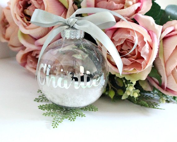 Festive Wedding Favours For Warming Winter Nuptials