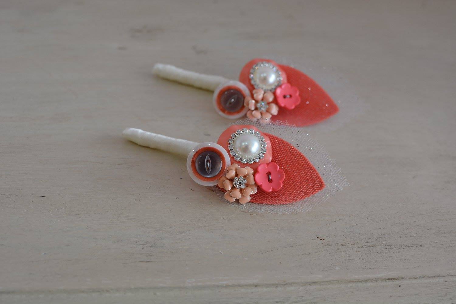 Colourful Coral Wedding – Pantone Colour of the Year 2019