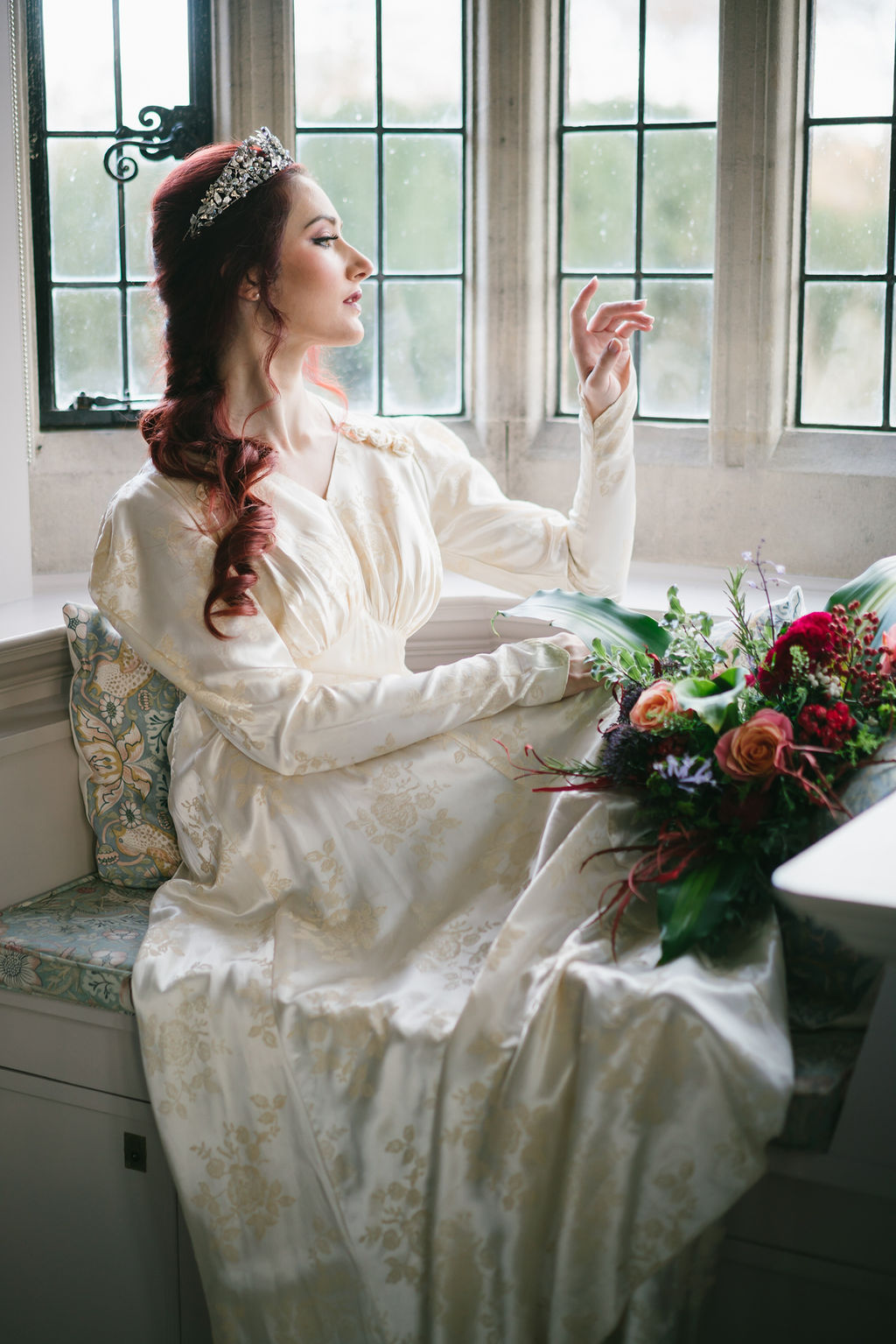 Opulent Red and Gold Vintage Christmas Wedding 