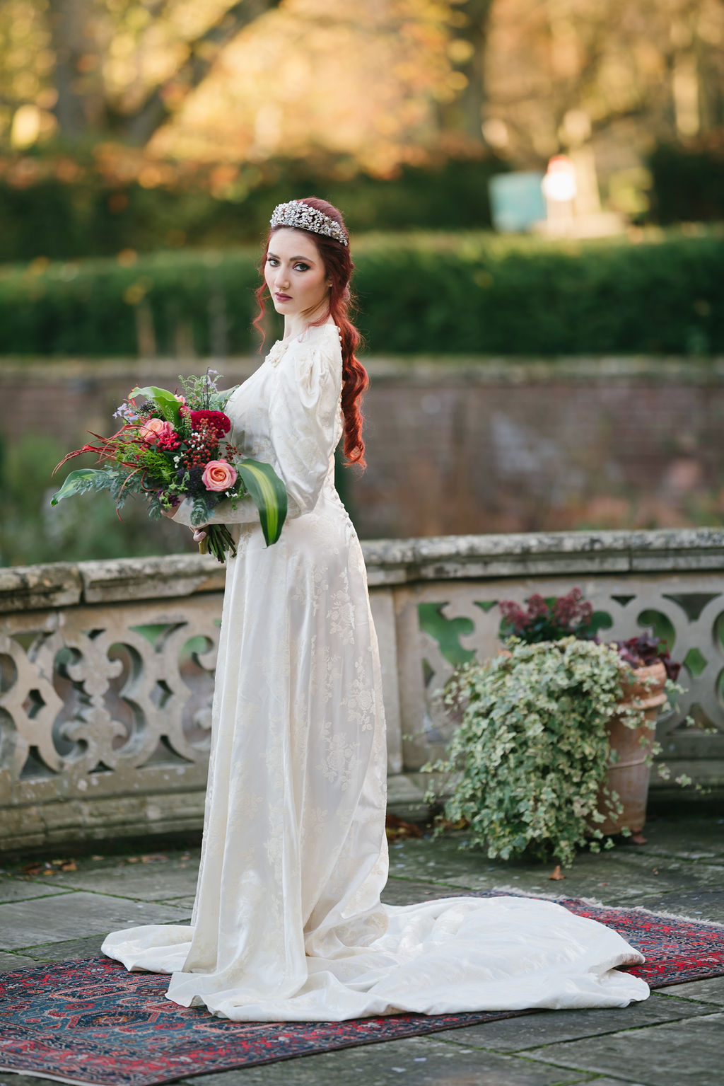 Opulent Red and Gold Vintage Christmas Wedding 