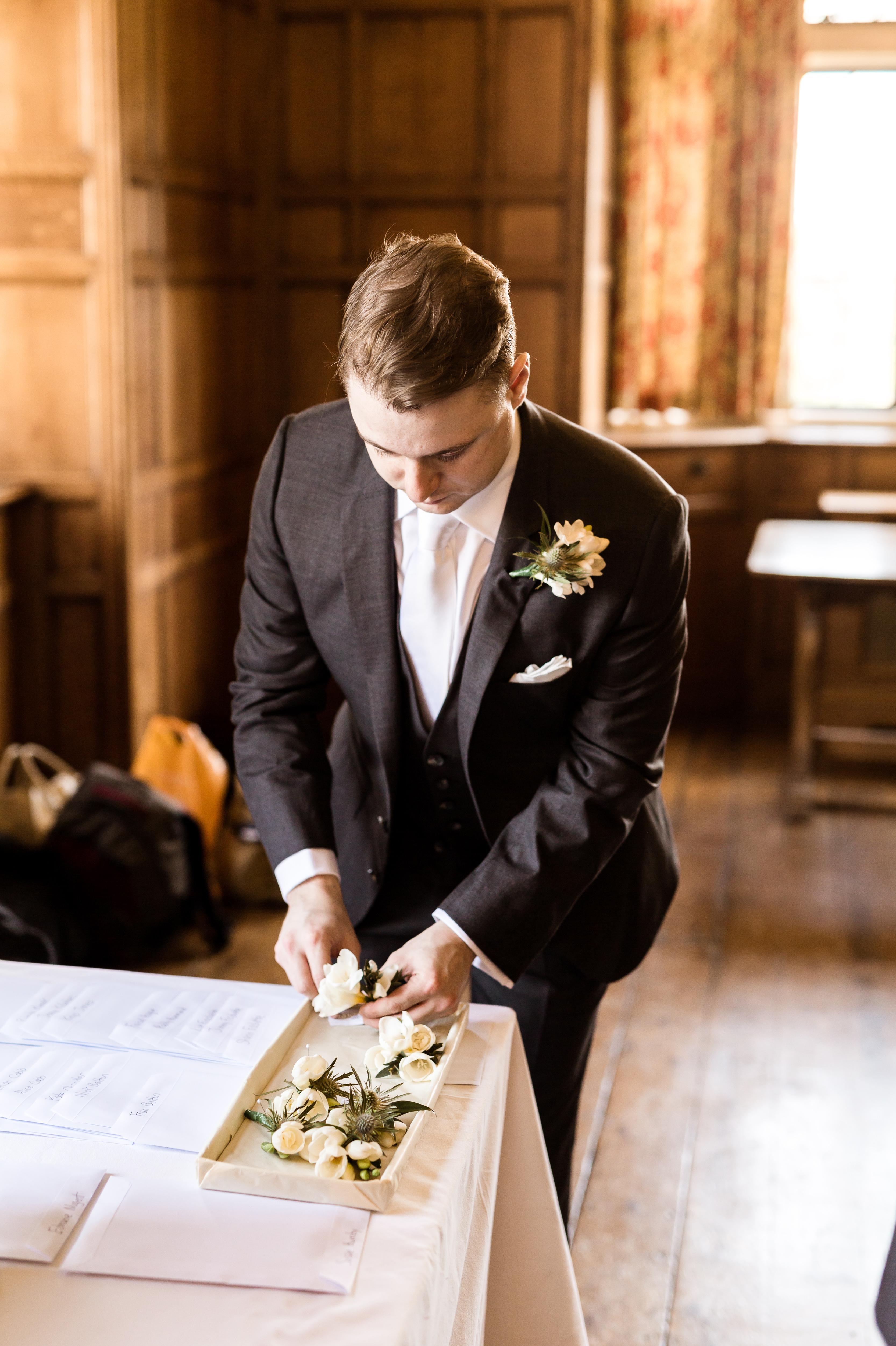 Vintage Art Deco Wedding at Charlton House with Authentic Styling