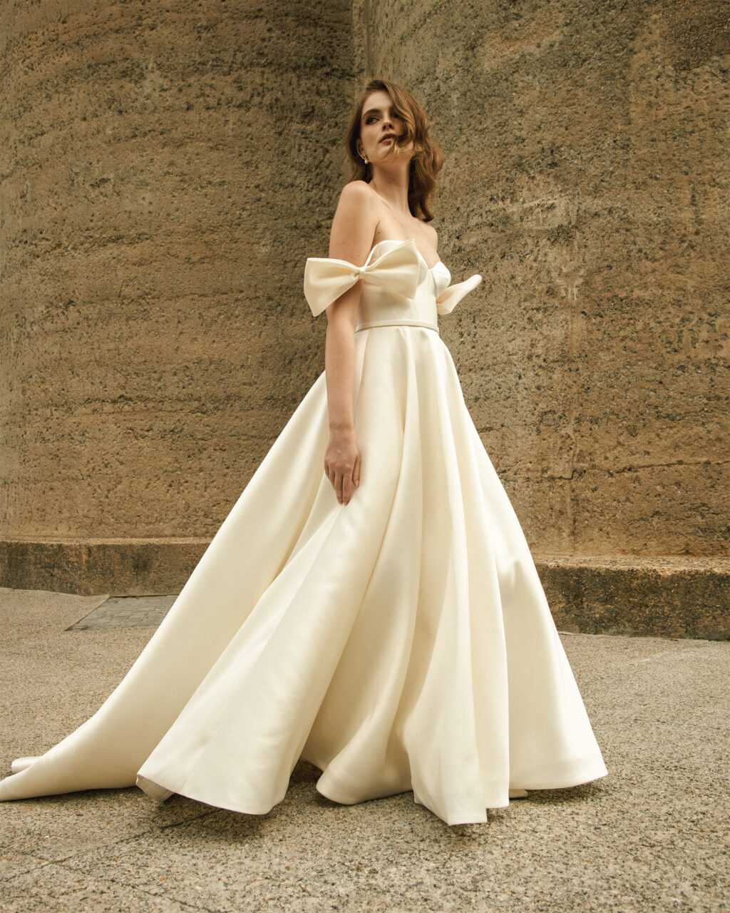 Elbeth Gillis Bridal Couture