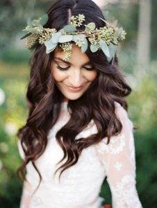 Flower leaf head crown for weddings by Rachel Soloman as featured on The National Vintage Wedding Fair blog