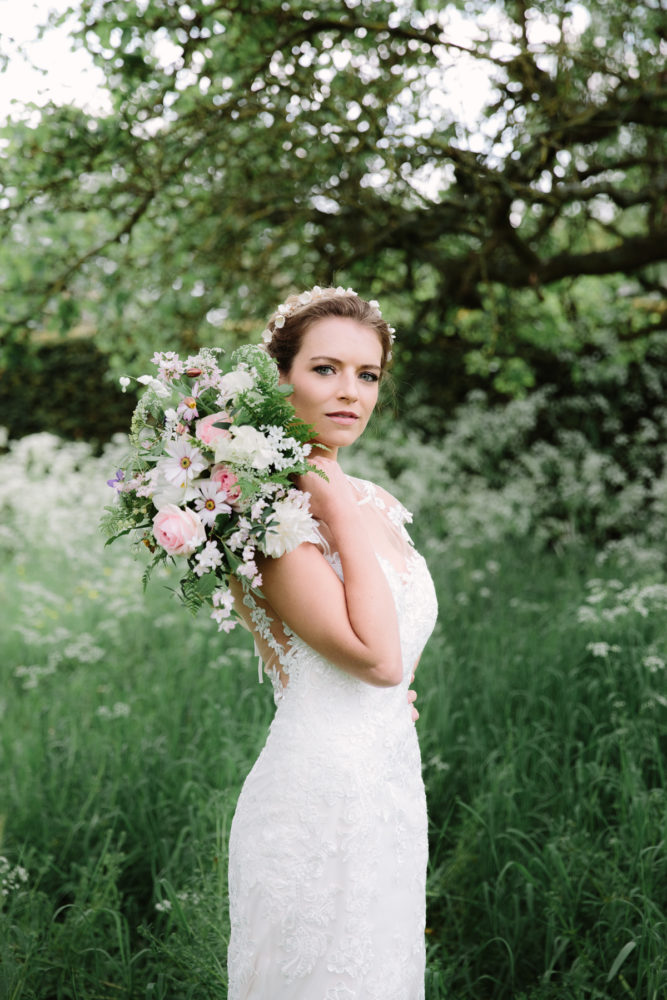 Elegant Rustic Wedding Inspiration at Sulgrave Manor, Northamptonshire