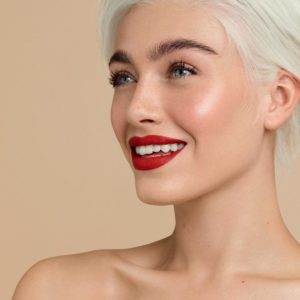 20% OFF Delilah Cosmetics: Vegan Makeup For Your Perfect Wedding Day Look