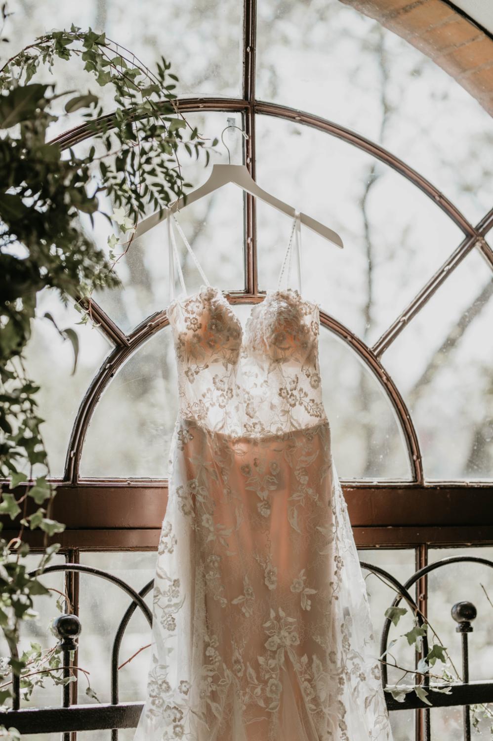 Eco-Friendly Secret Garden Elopement In Delmont, Pennsylvania, USA