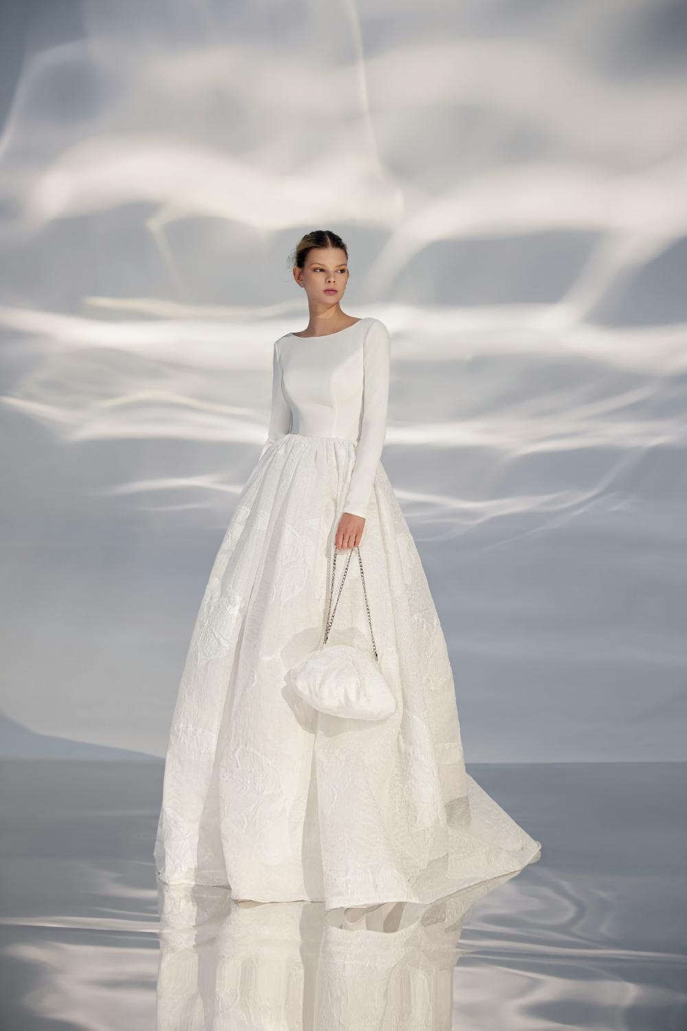 Wedding Dress Silhouettes: How to Pick the Right Shape for Your Style